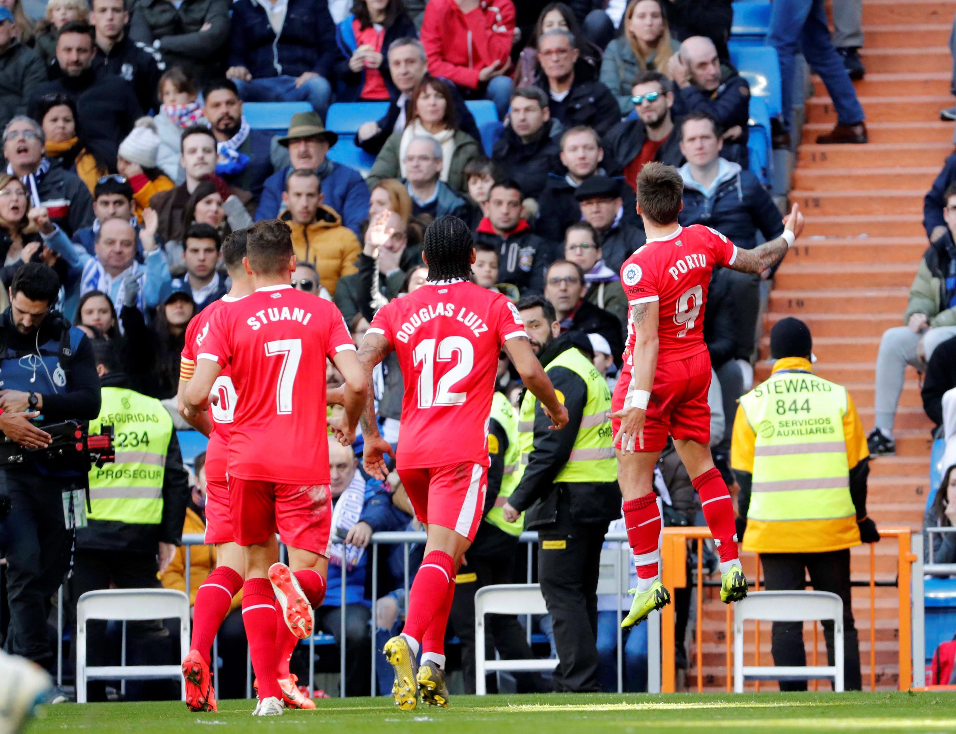 足球不屈不 足球不屈不